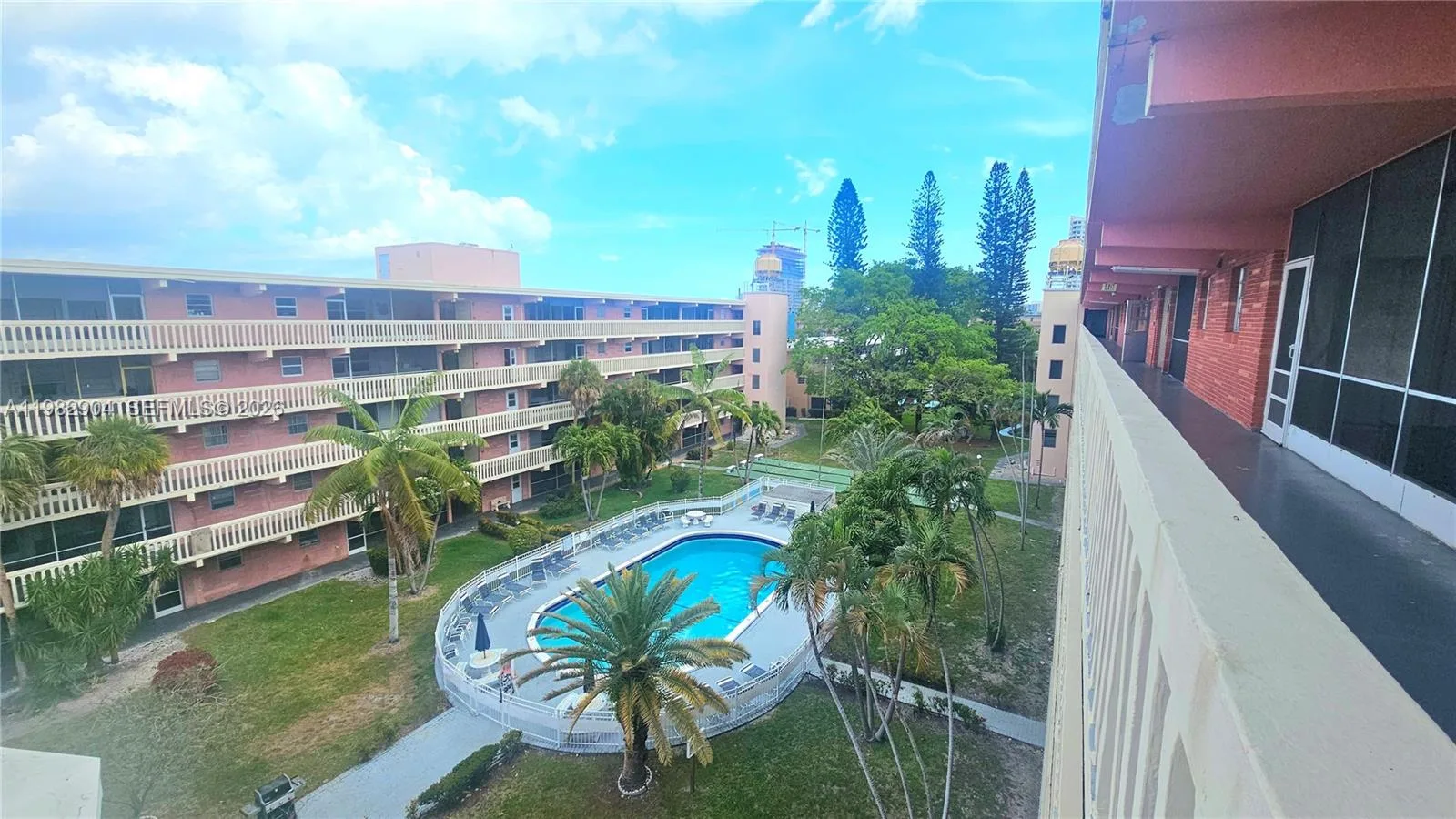 180 NE 12th Ave # 10E, Hallandale Beach, FL 33009