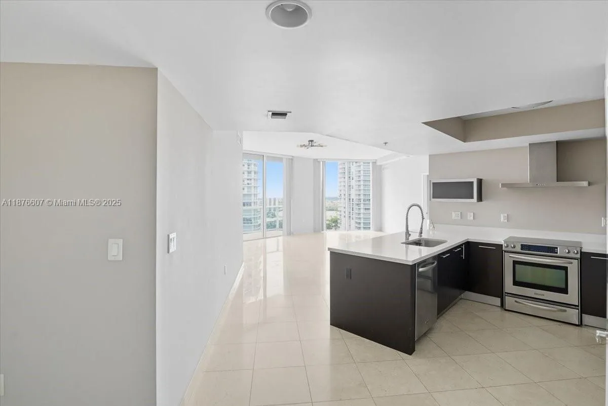 150 Sunny Isles Blvd # 1-1804, Sunny Isles Beach, FL 33160 photo 2