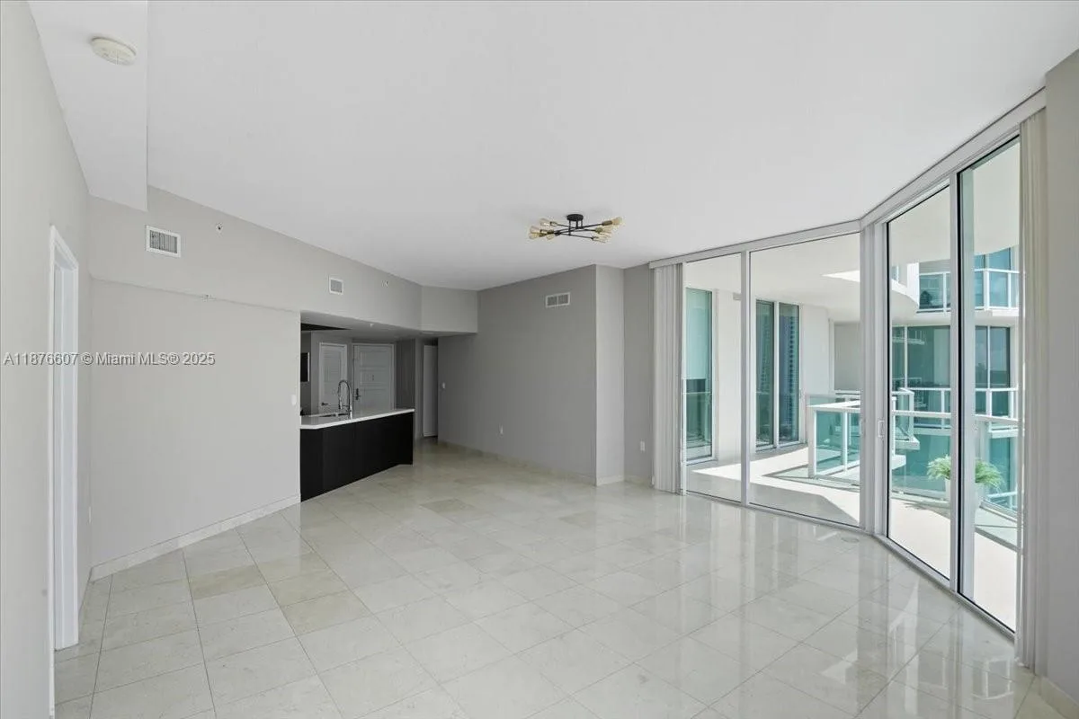 150 Sunny Isles Blvd # 1-1804, Sunny Isles Beach, FL 33160 photo 8