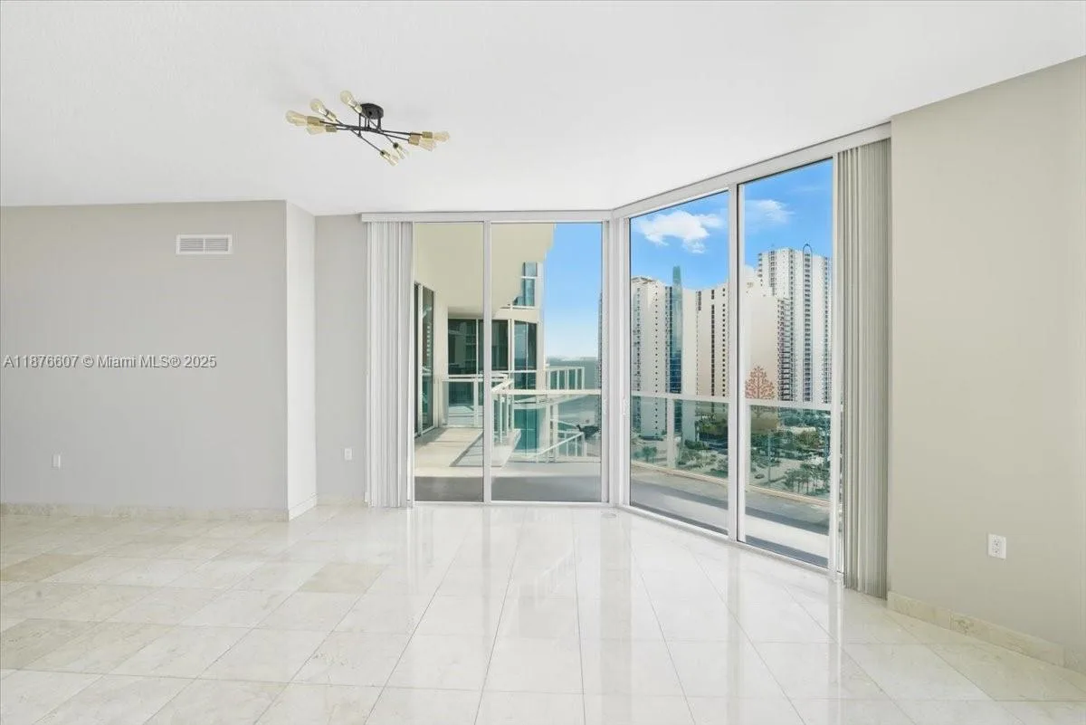 150 Sunny Isles Blvd # 1-1804, Sunny Isles Beach, FL 33160 photo 9