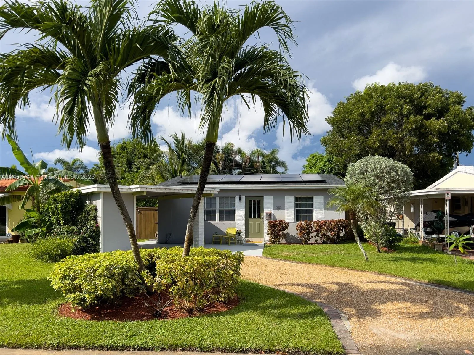 201 NE 16th Ct, Fort Lauderdale, FL 33305 photo 2