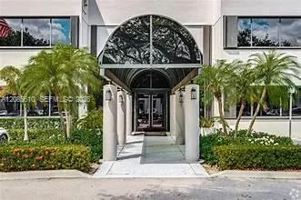 14261 Commerce Way # 103, Miami Lakes, FL 33016
