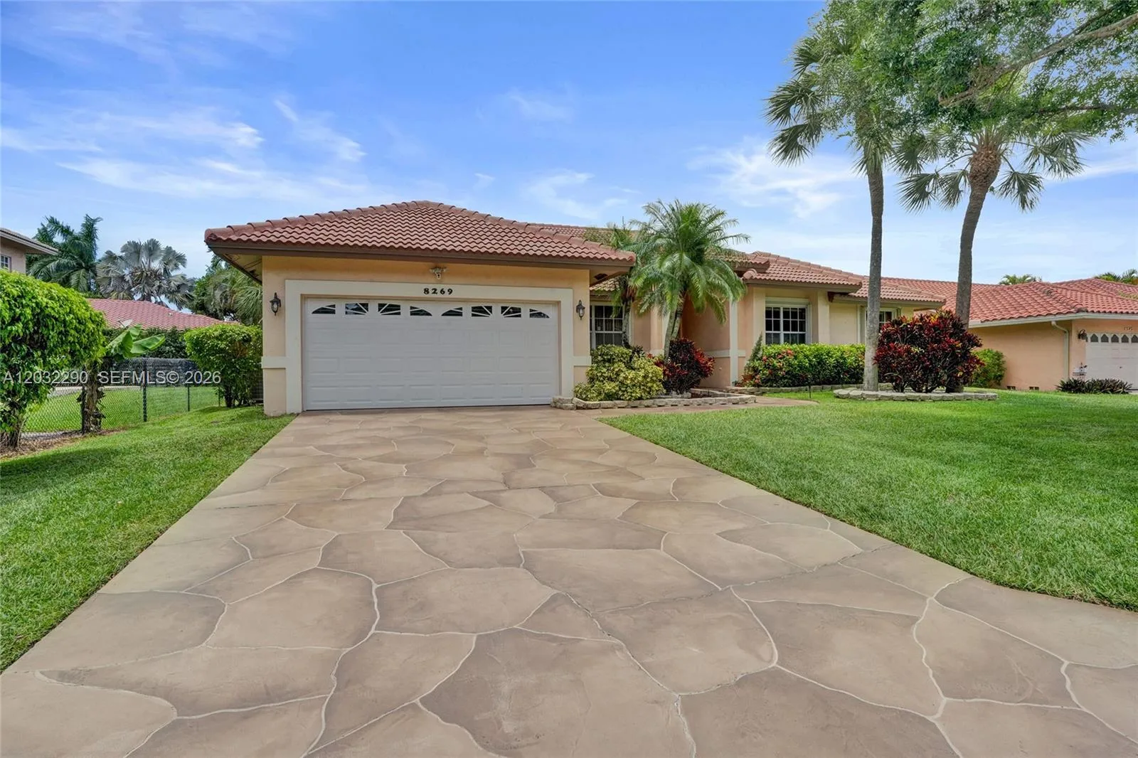 8269 NW 40th Ct, Coral Springs, FL 33065