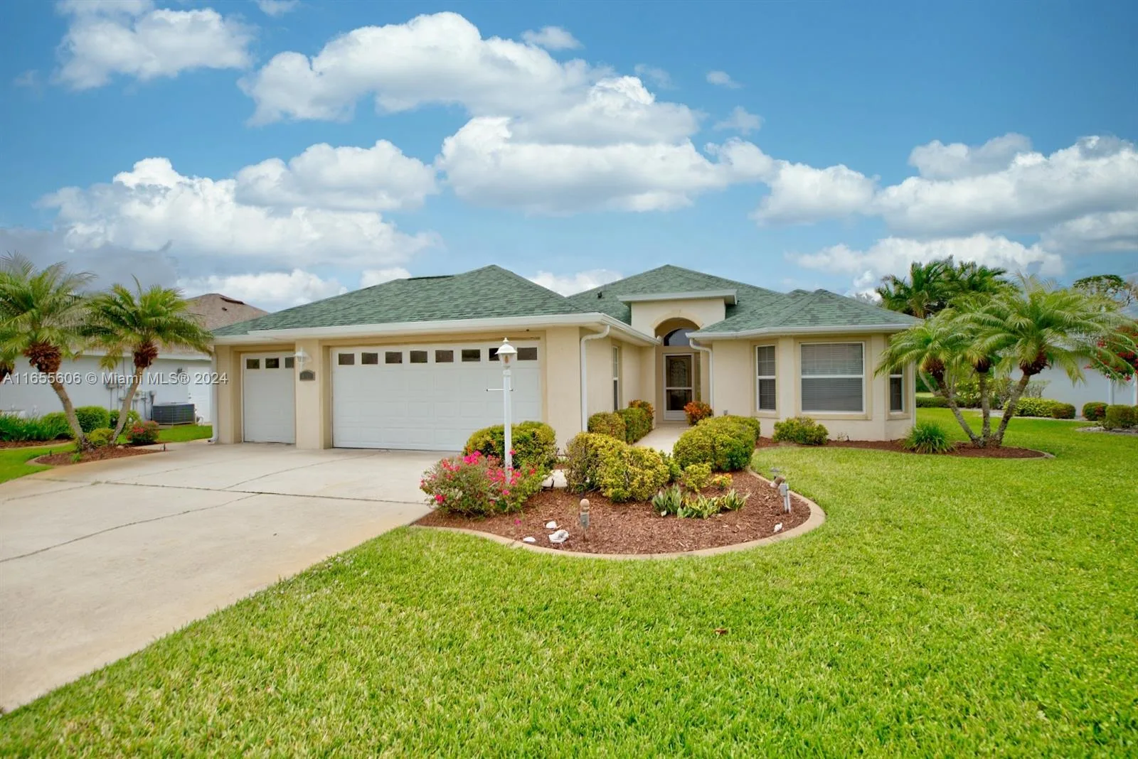 4015 CARTER CREEK DR, Lorida, FL 33825 photo 4