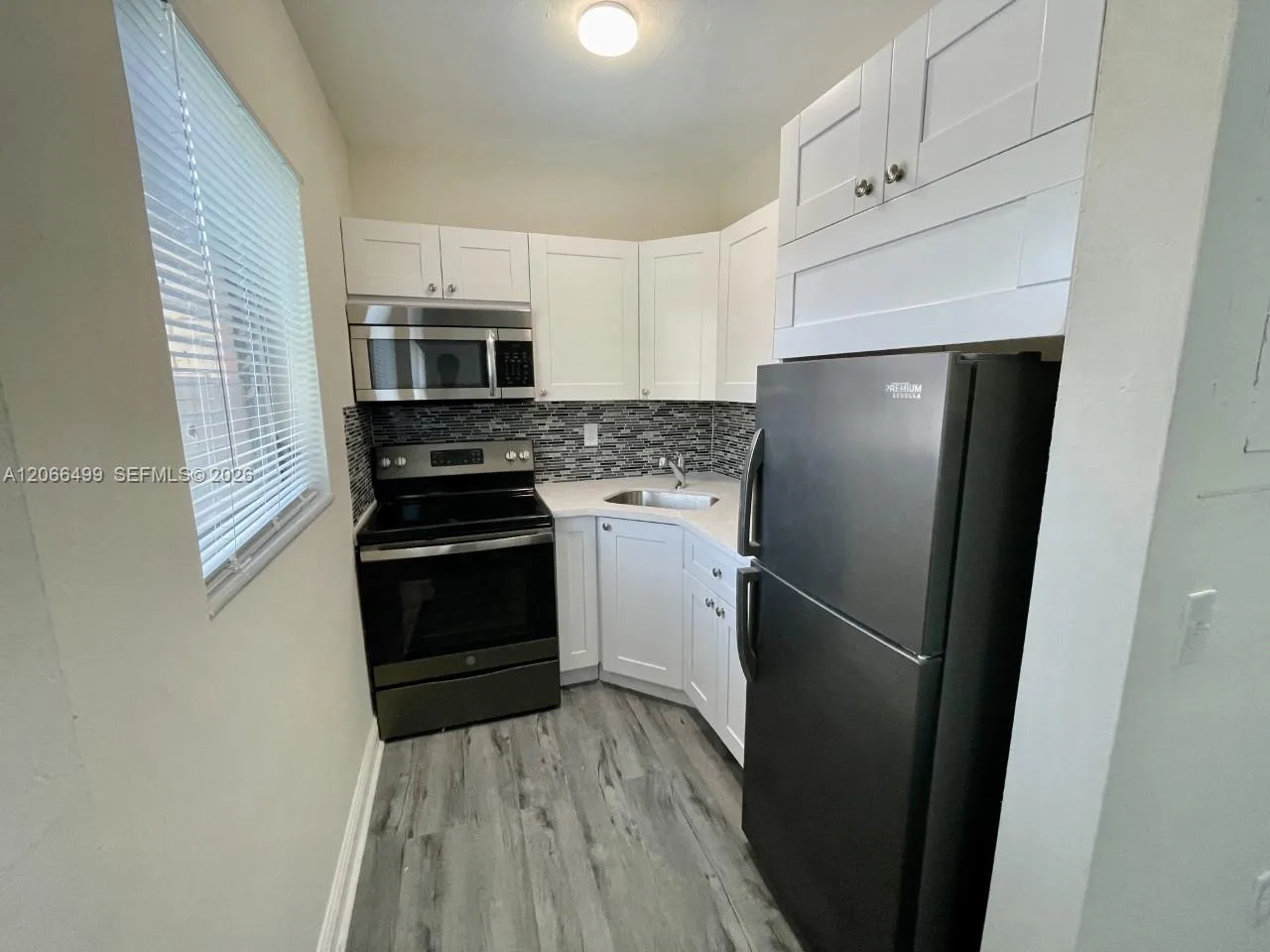 218 Santillane Ave # 21, Coral Gables, FL 33134 photo 8
