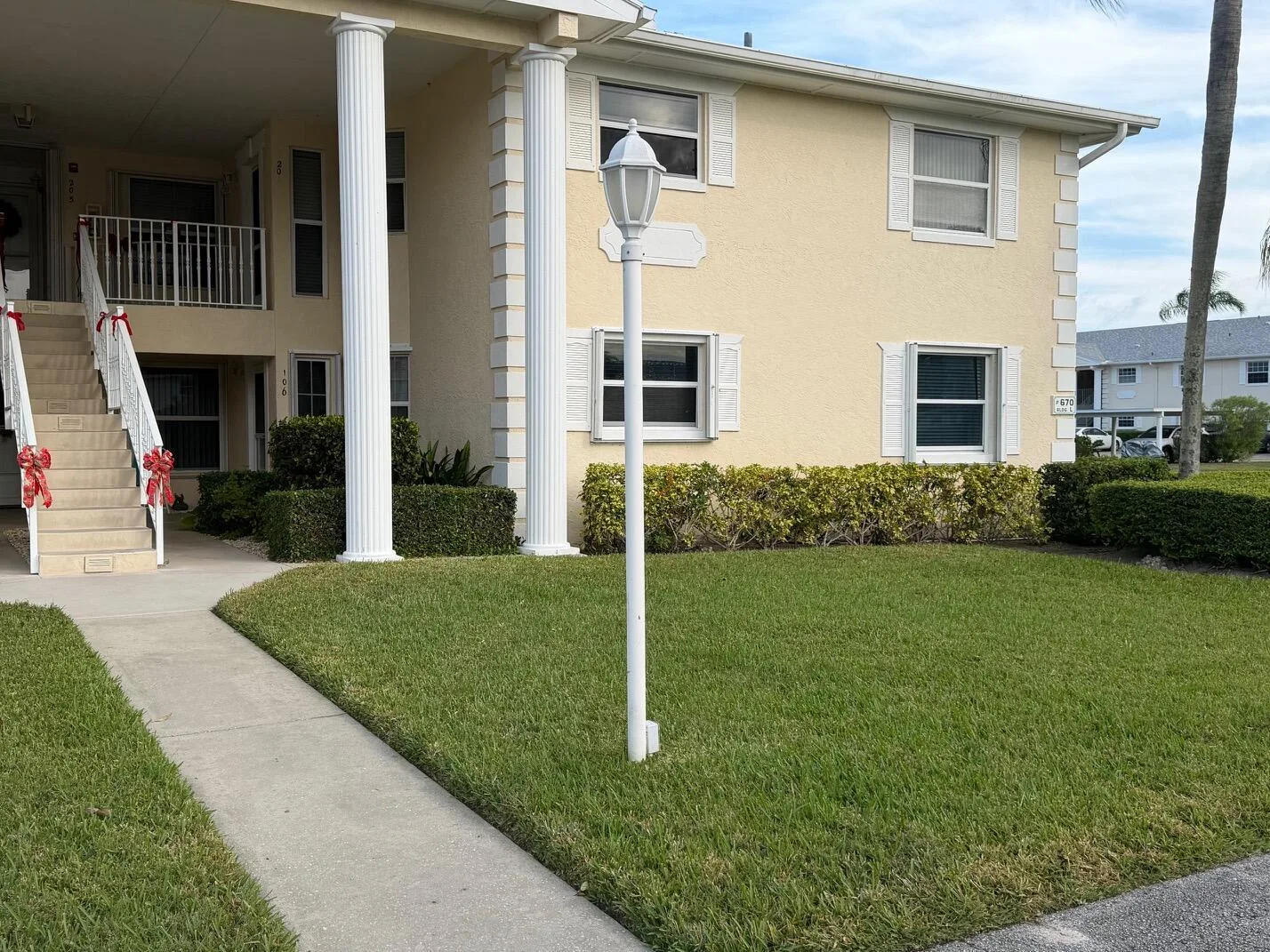 670 E Lake Jasmine Circle # 106, Vero Beach, FL 32962