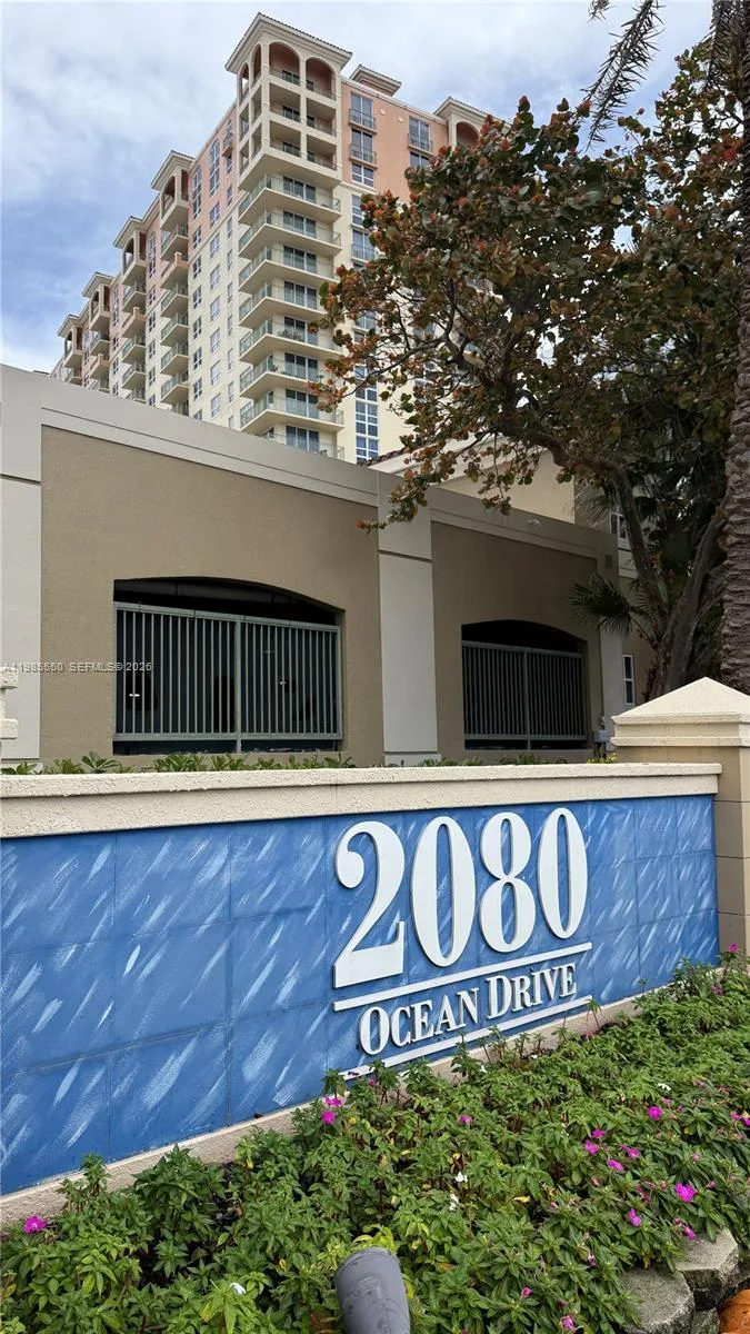 2080 S Ocean Dr # 905, Hallandale Beach, FL 33009