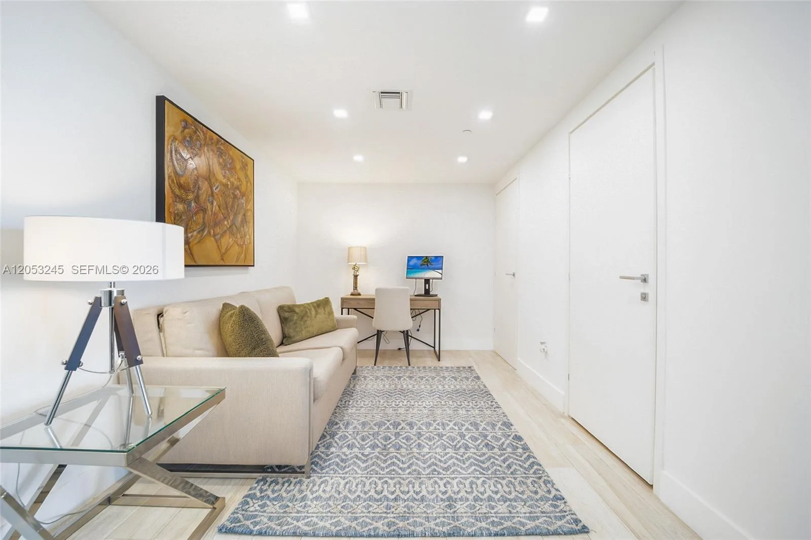 1300 Brickell Bay Dr # 3004, Miami, FL 33131 photo 4