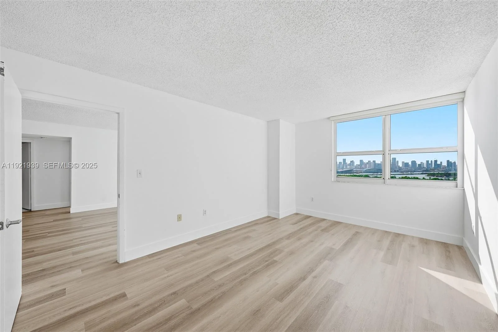 650 West Ave # 2209, Miami Beach, FL 33139 photo 12