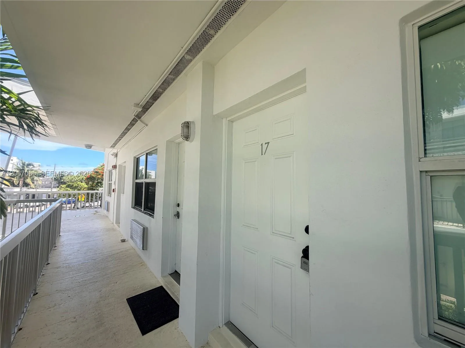 8080 Tatum Waterway Dr # 17, Miami Beach, FL 33141 photo 5