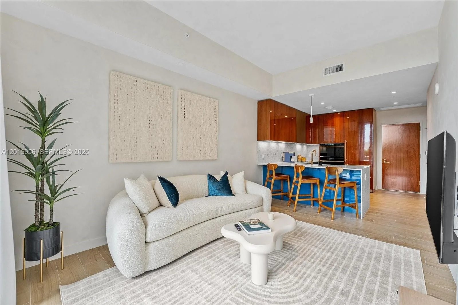 2678 Tigertail Ave # 315, Miami, FL 33133 photo 2