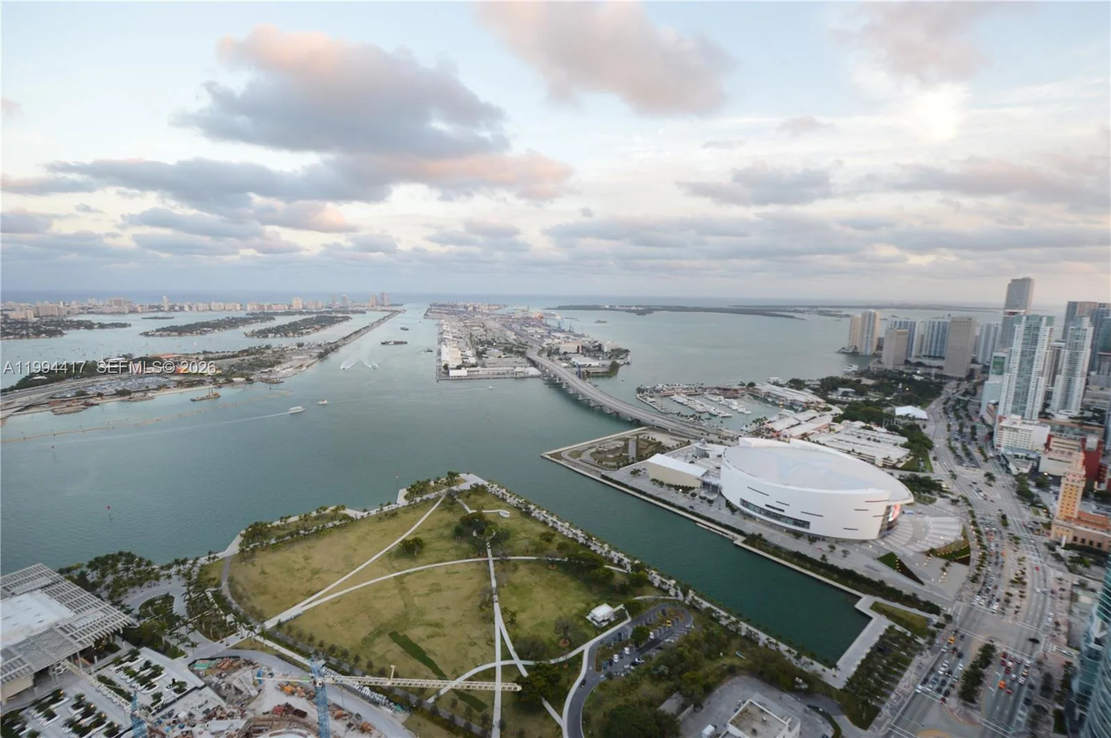 1100 Biscayne Blvd # 6104, Miami, FL 33132 photo 3