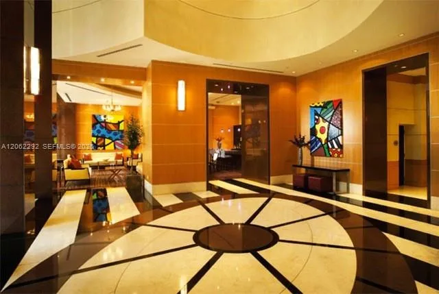 244 Biscayne Blvd # 303, Miami, FL 33132 photo 2