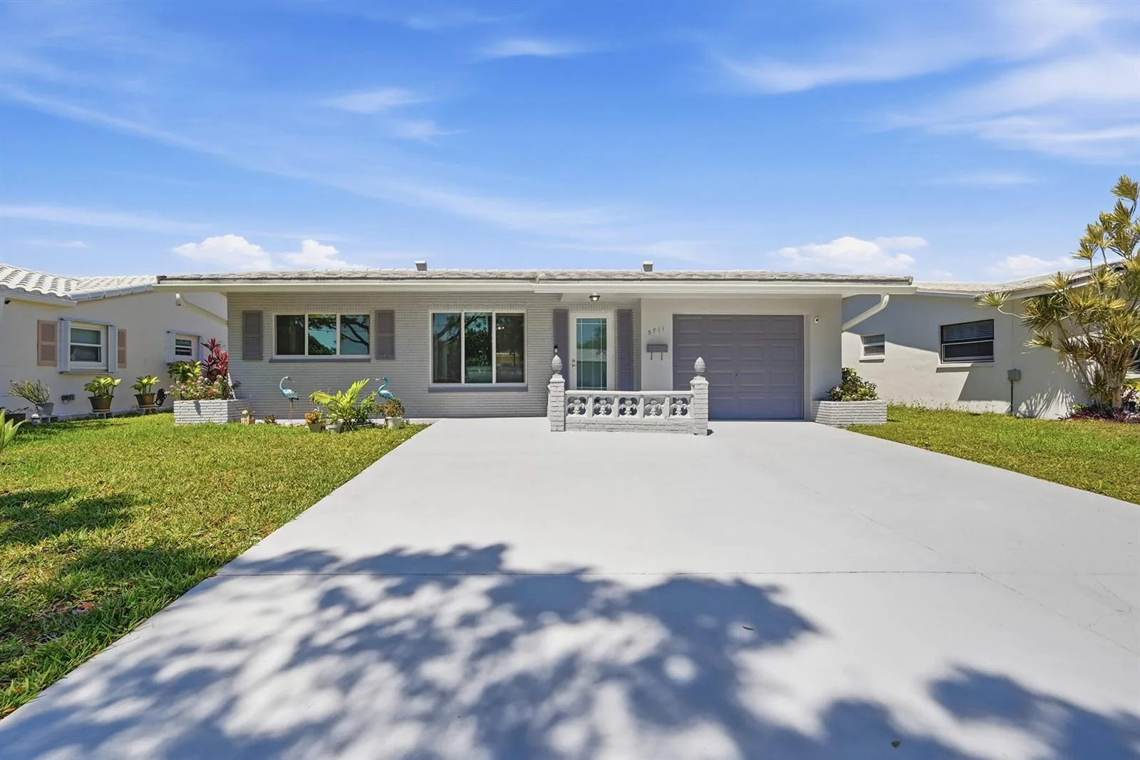 5711 NW 84th Terrace, Tamarac, FL 33321