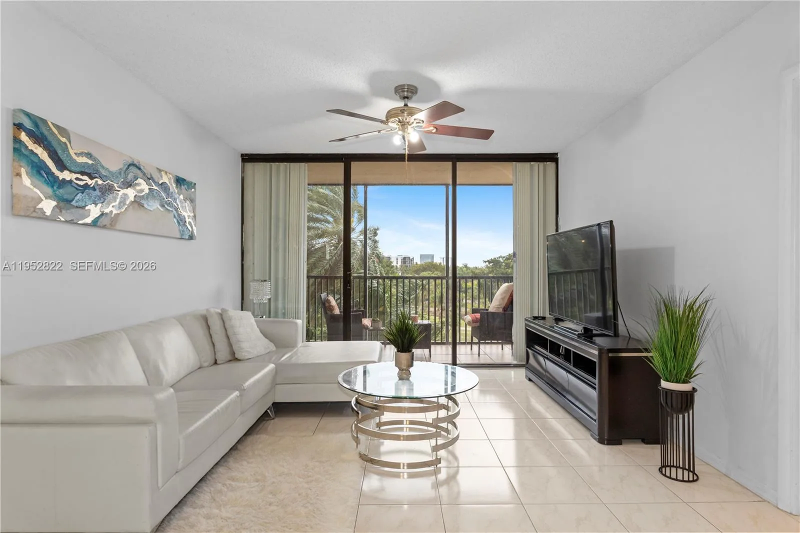 20379 W Country Club Dr # 532, Aventura, FL 33180