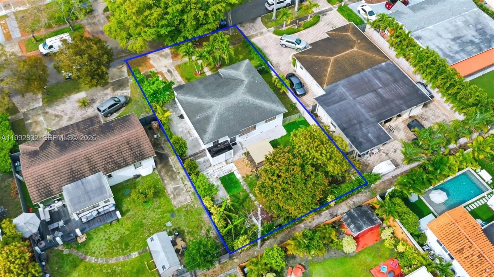 6336 SW 9th St, West Miami, FL 33144 photo 6