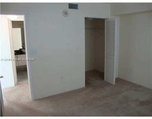 31 SE 5 ST # 1210, Miami, FL 33131 photo 9