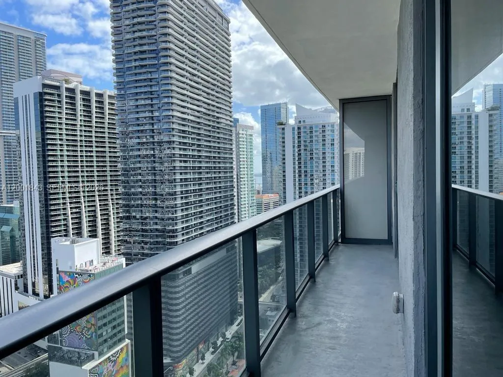55 SW 9th St # 3102, Miami, FL 33130