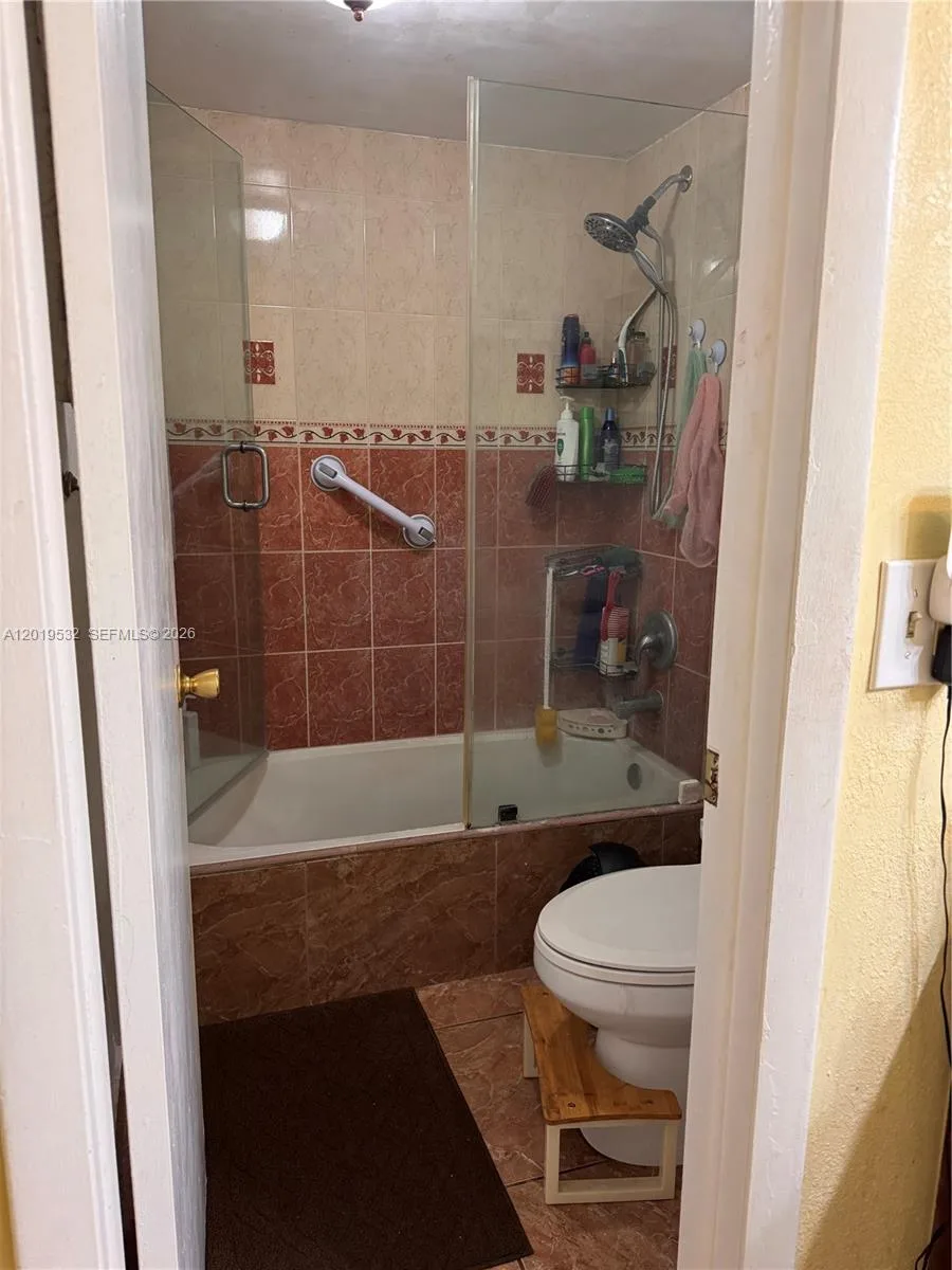 7115 NW 179th St # 207, Hialeah, FL 33015 photo 13