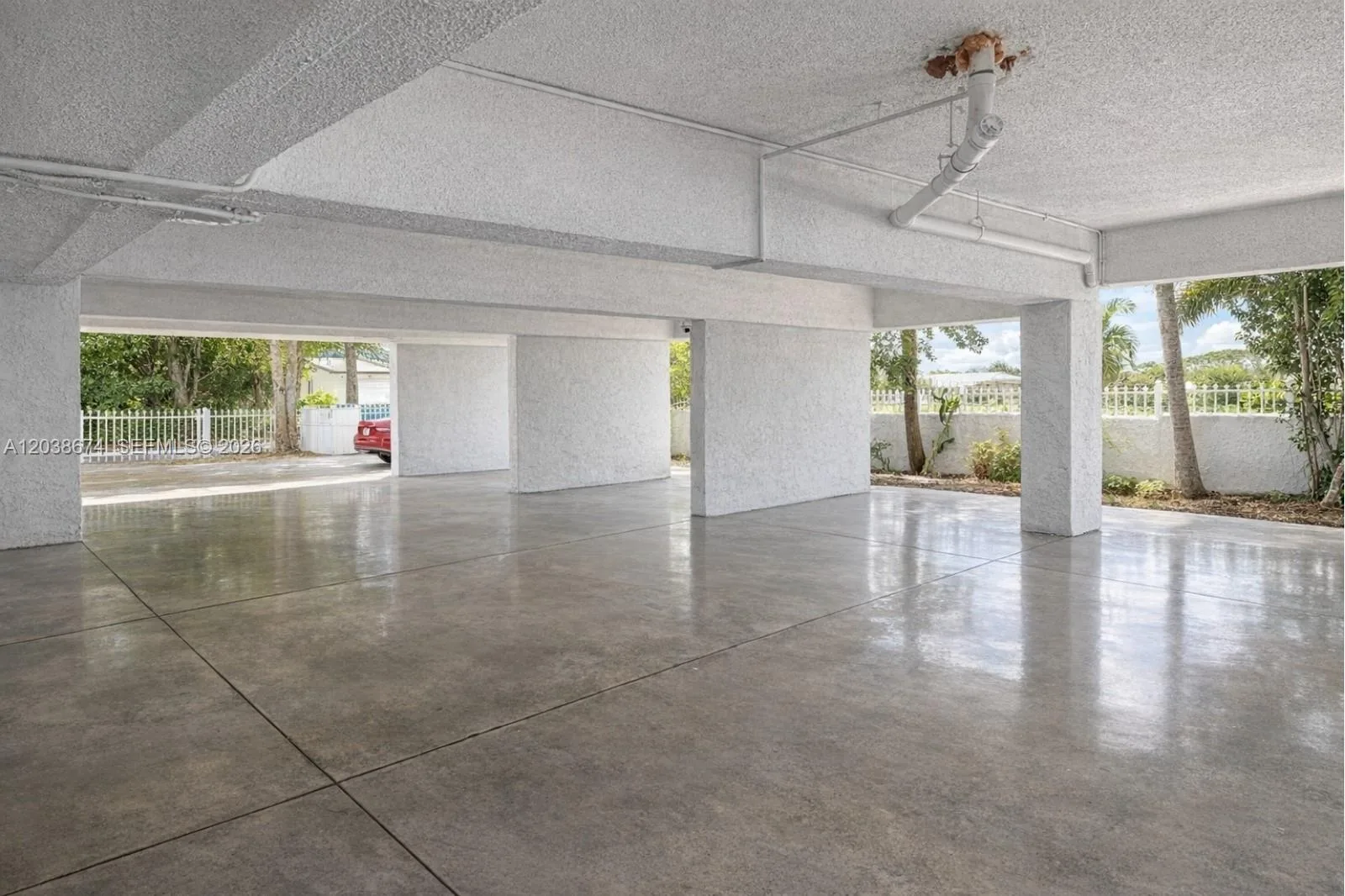 1090 NE 129th St # 205, North Miami, FL 33161 photo 4