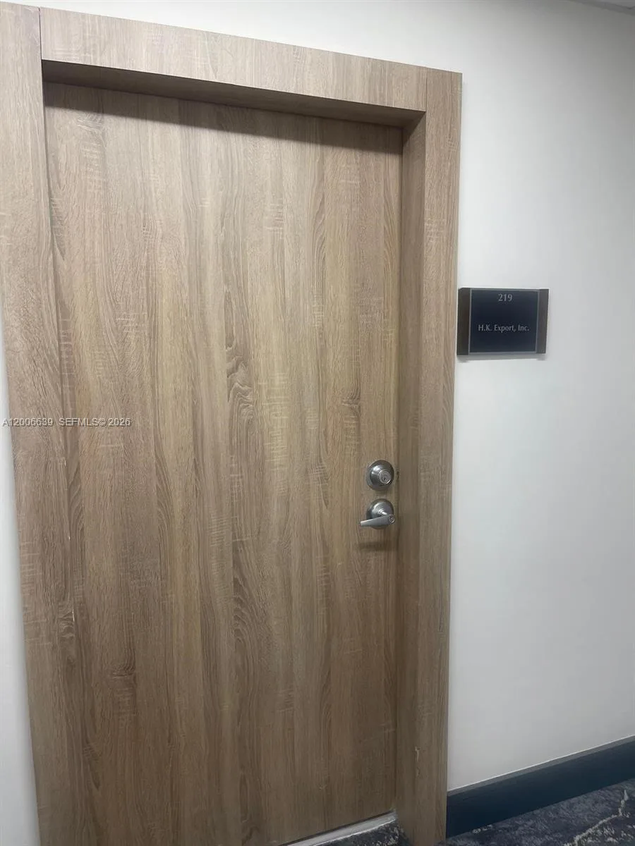 3800 S Ocean Dr # 219, Hollywood, FL 33019