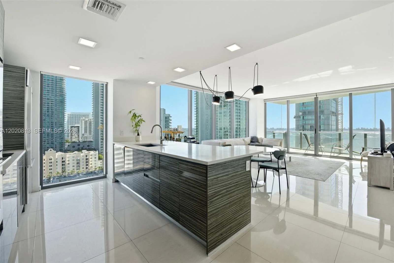 460 NE 28th St # 1801, Miami, FL 33137