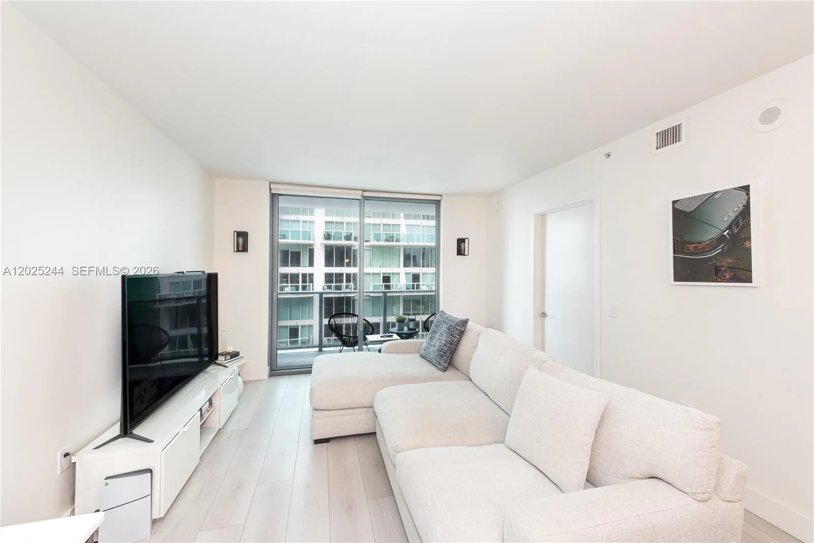31 SE 6th St # 2506, Miami, FL 33131
