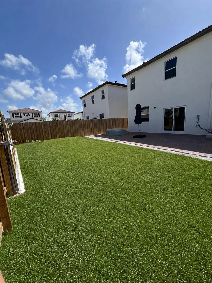 2523 SE 26th Ter, Homestead, FL 33035 photo 2