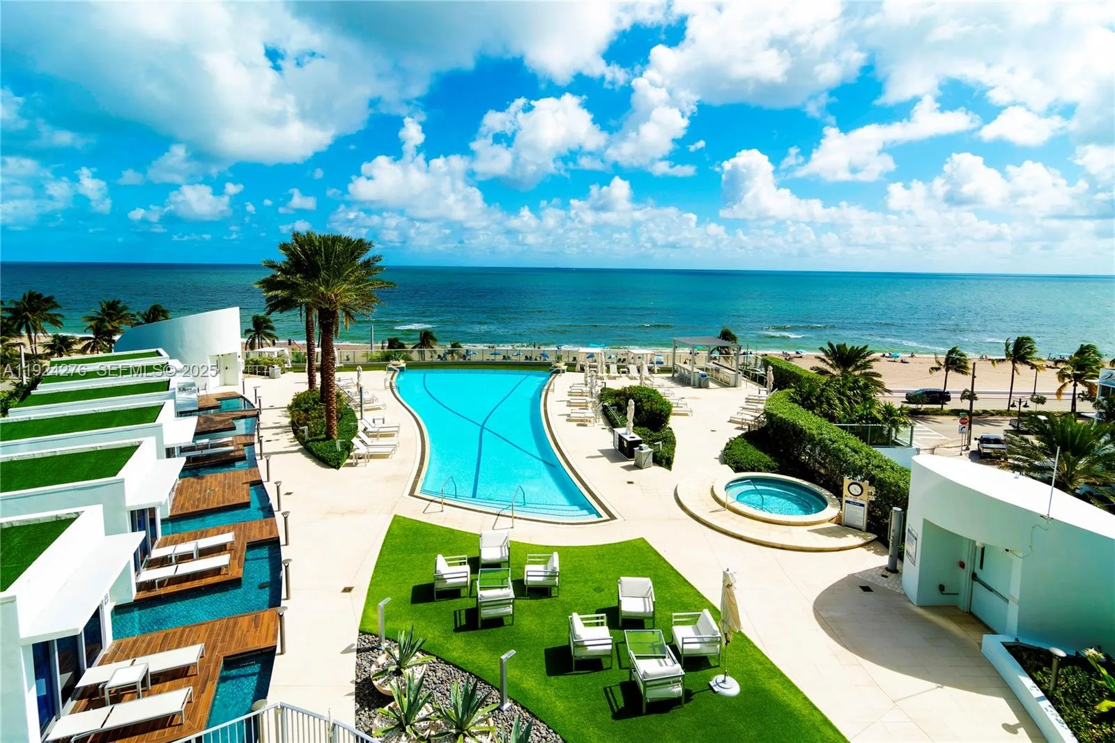Paramount Fort Lauderdale – photo 11