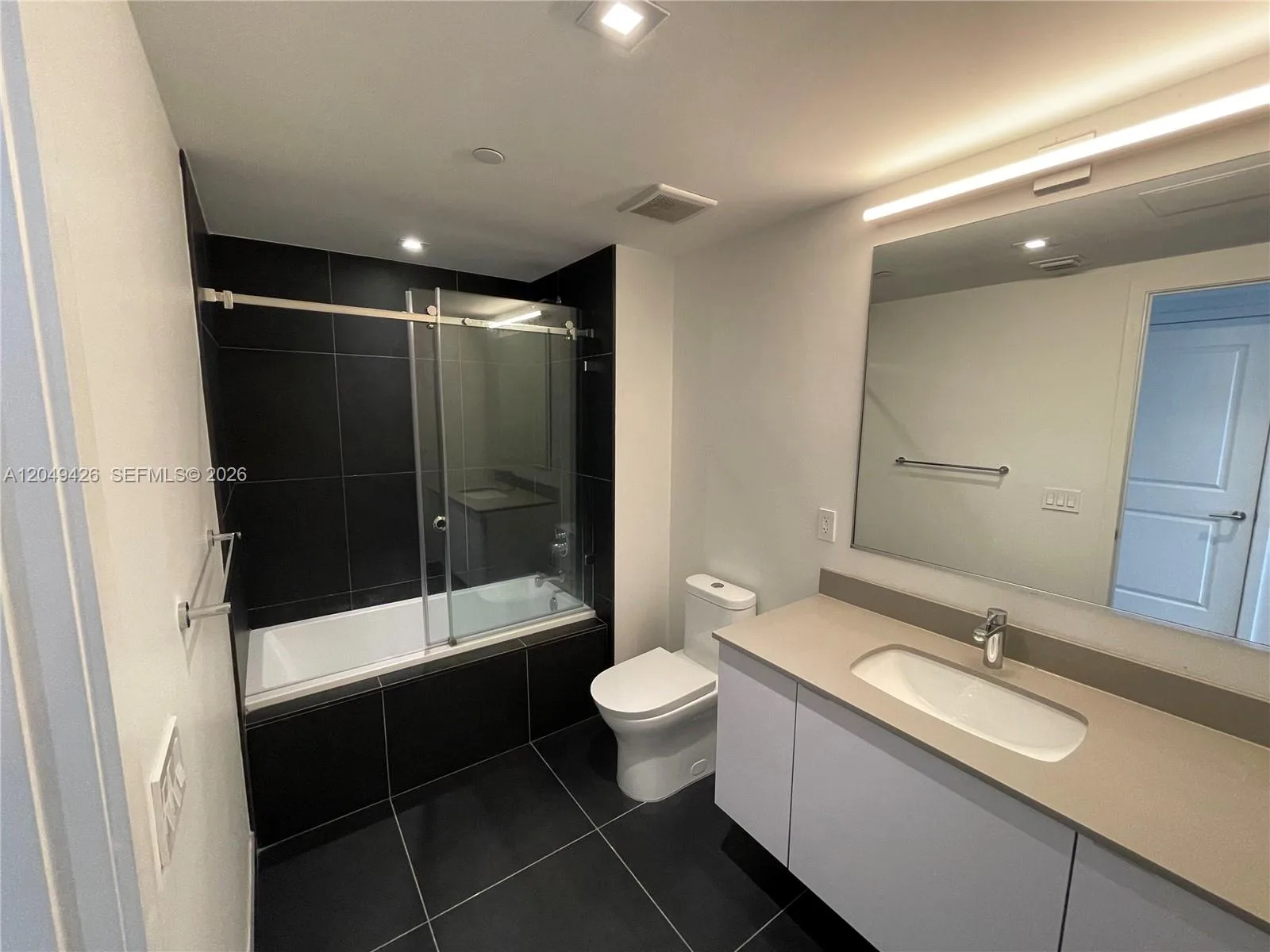 1600 NE 1st Ave # 3603, Miami, FL 33132 photo 3