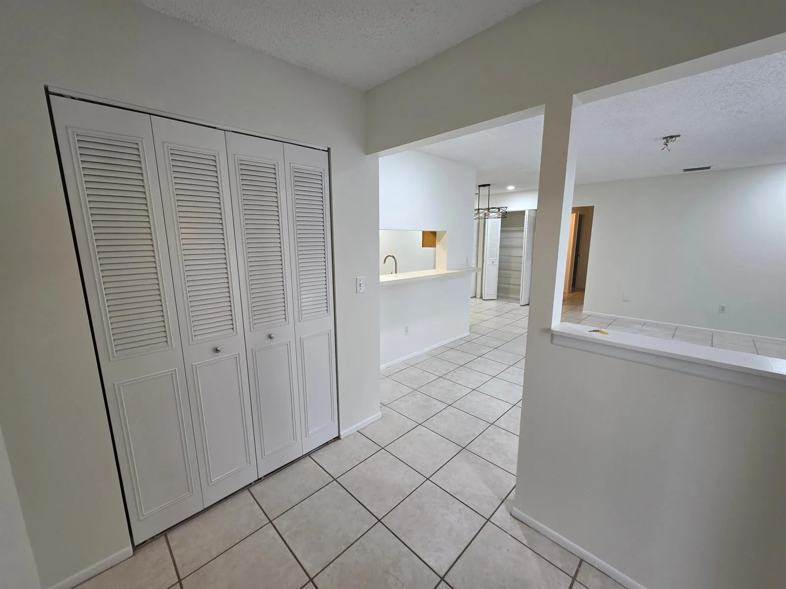 4041 NW Cinnamon Tree Circle, Jensen Beach, FL 34957 photo 3