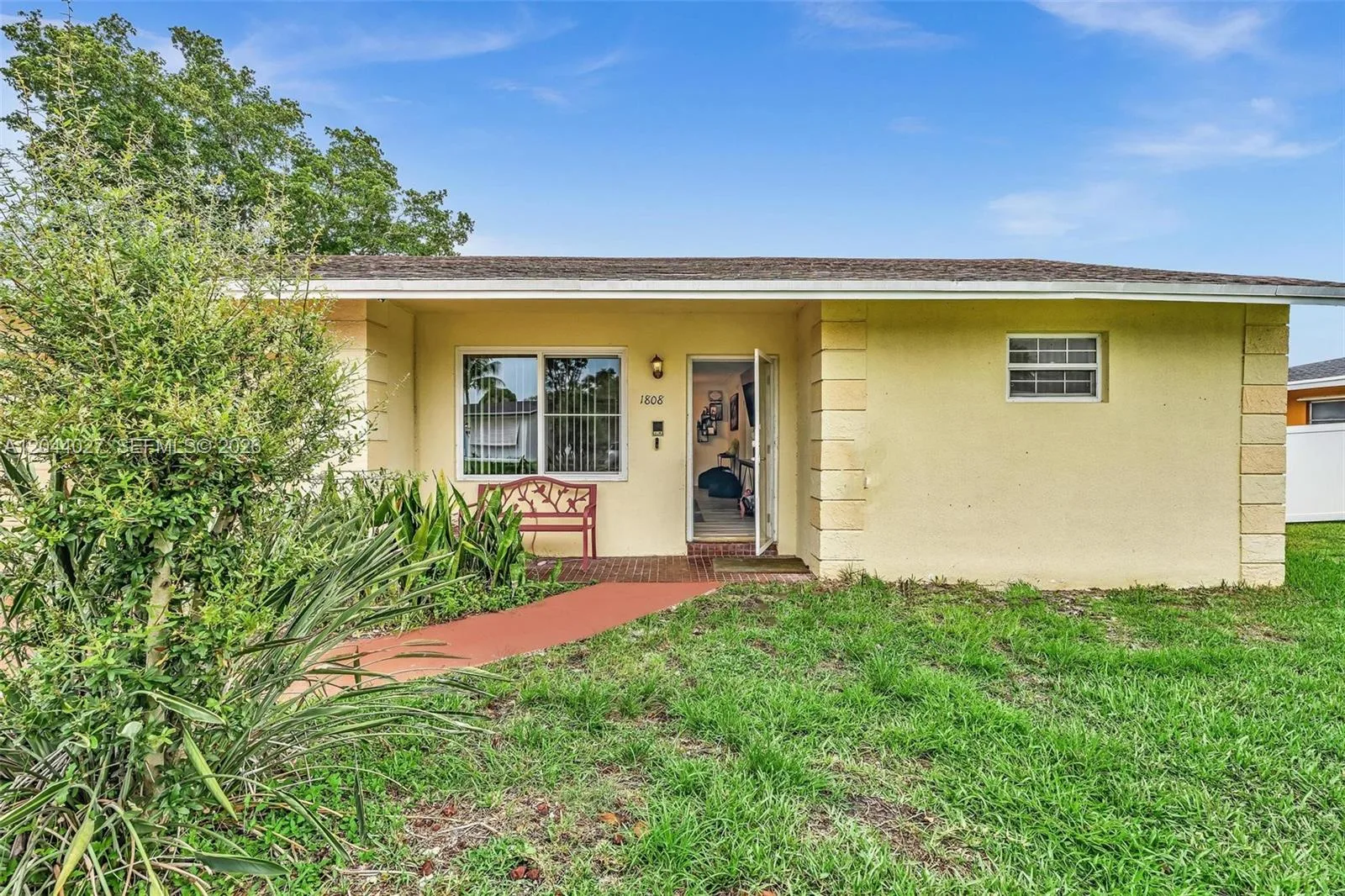 1808 NW 3rd Ct, Fort Lauderdale, FL 33311 photo 2