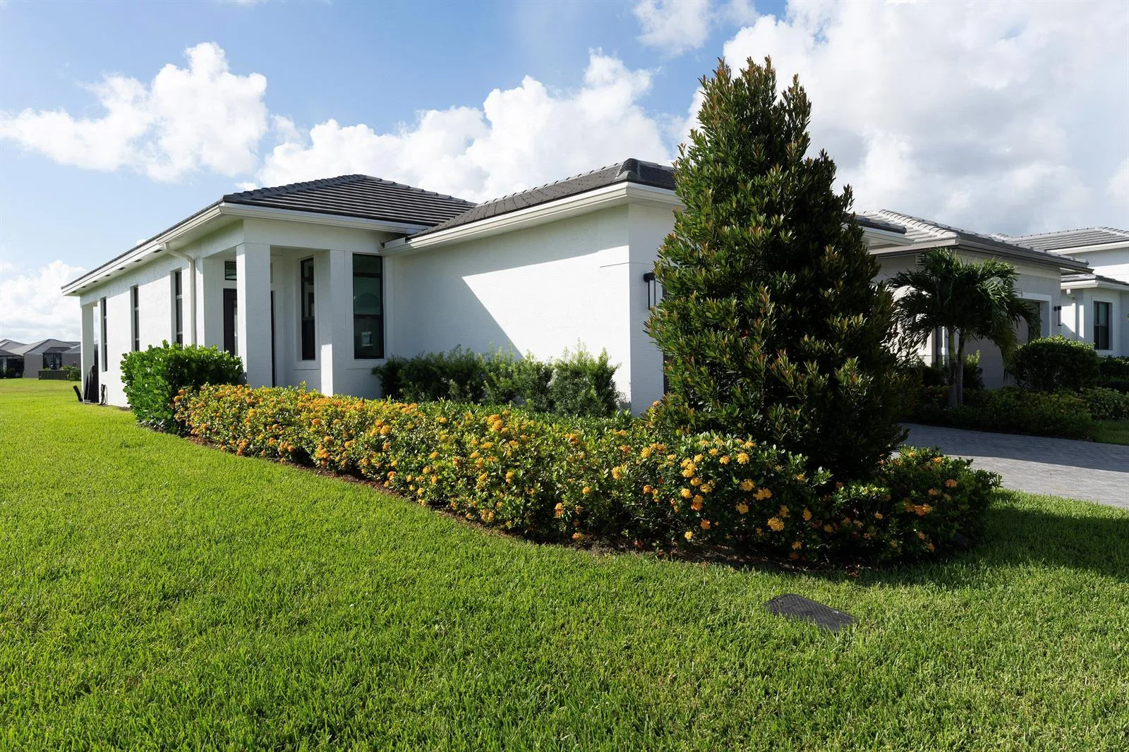 9012 SW Vetta Way, Port St. Lucie, FL 34987 photo 4