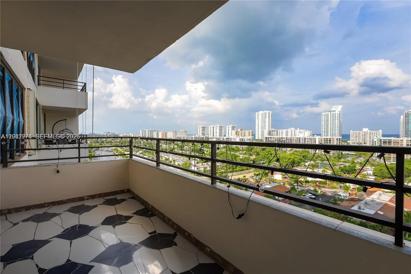 2500 Parkview Dr # 1503, Hallandale Beach, FL 33009 photo 2