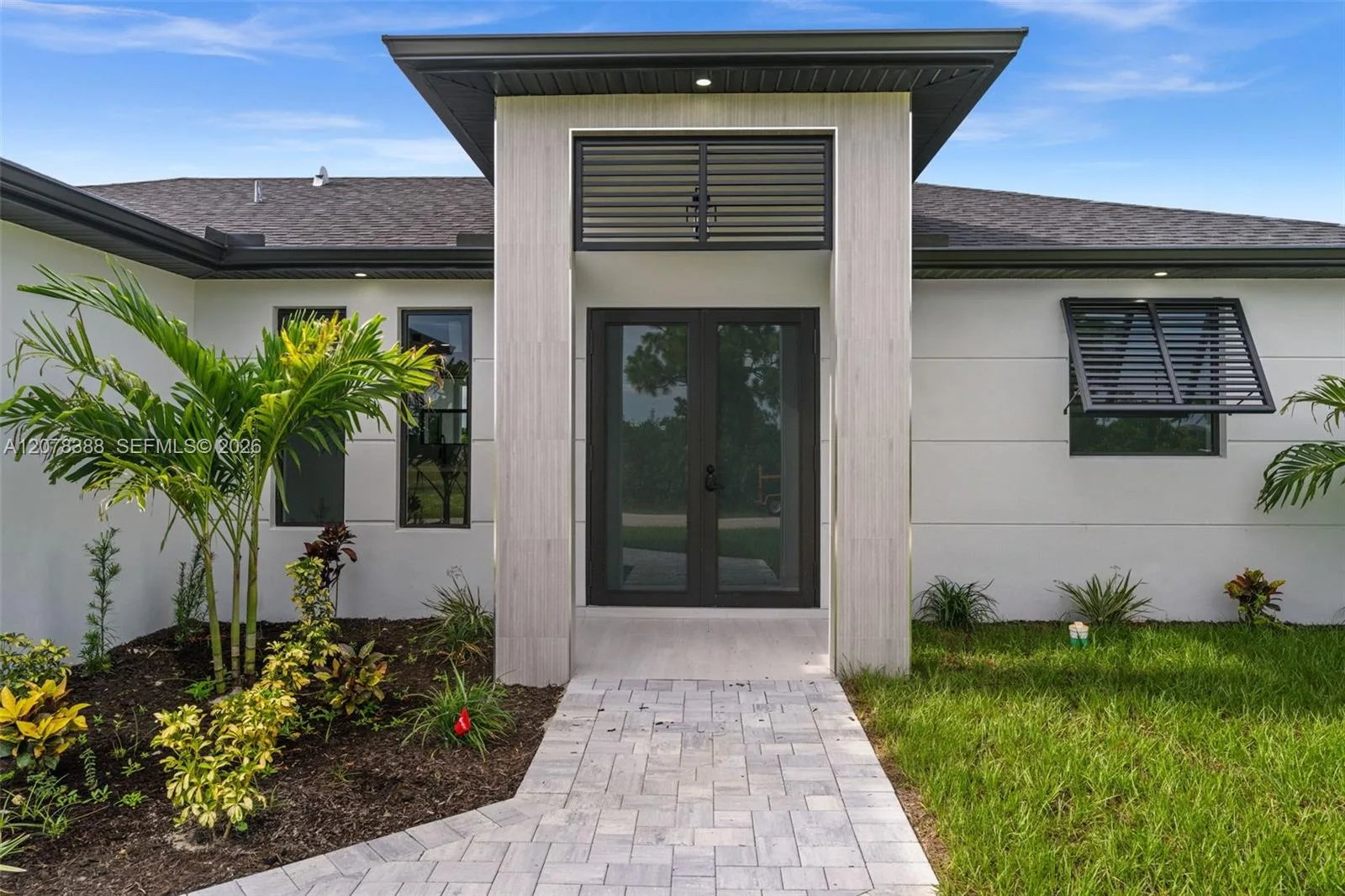 1609 NW 16th Ter, Cape Coral, FL 33993 photo 5