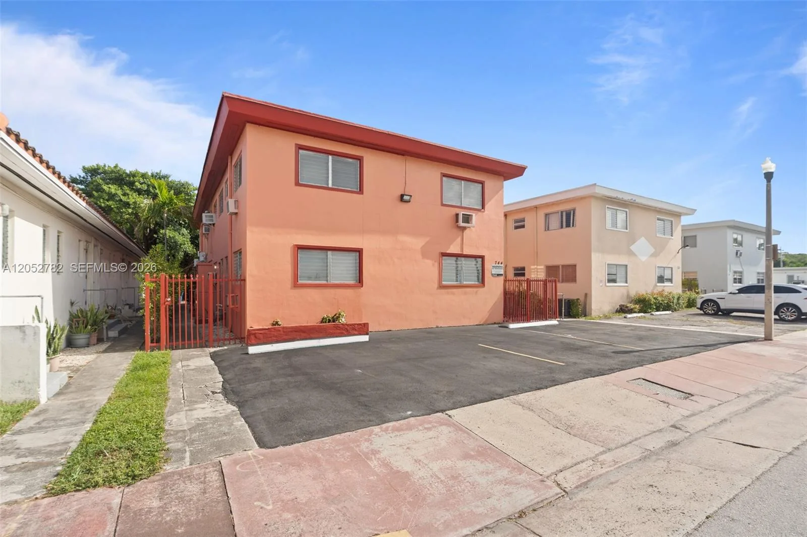 744 85th St, Miami Beach, FL 33141 photo 4