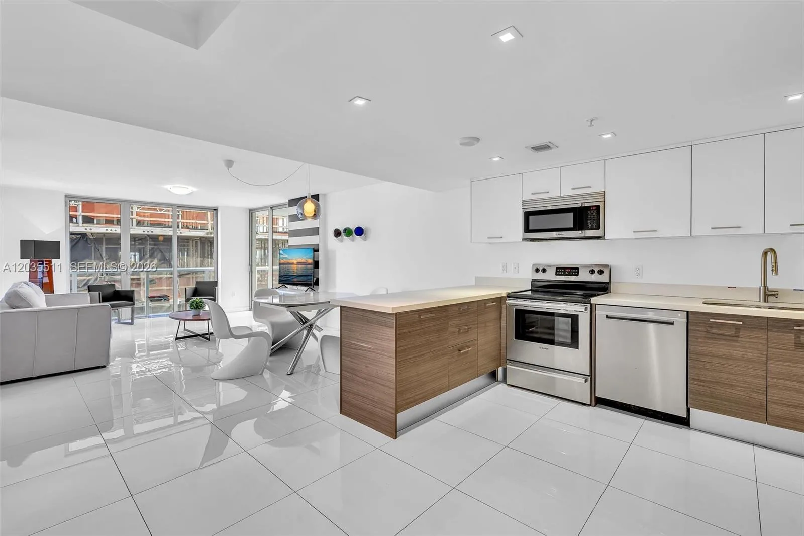 9901 E Bay Harbor Dr # 802, Bay Harbor Islands, FL 33154