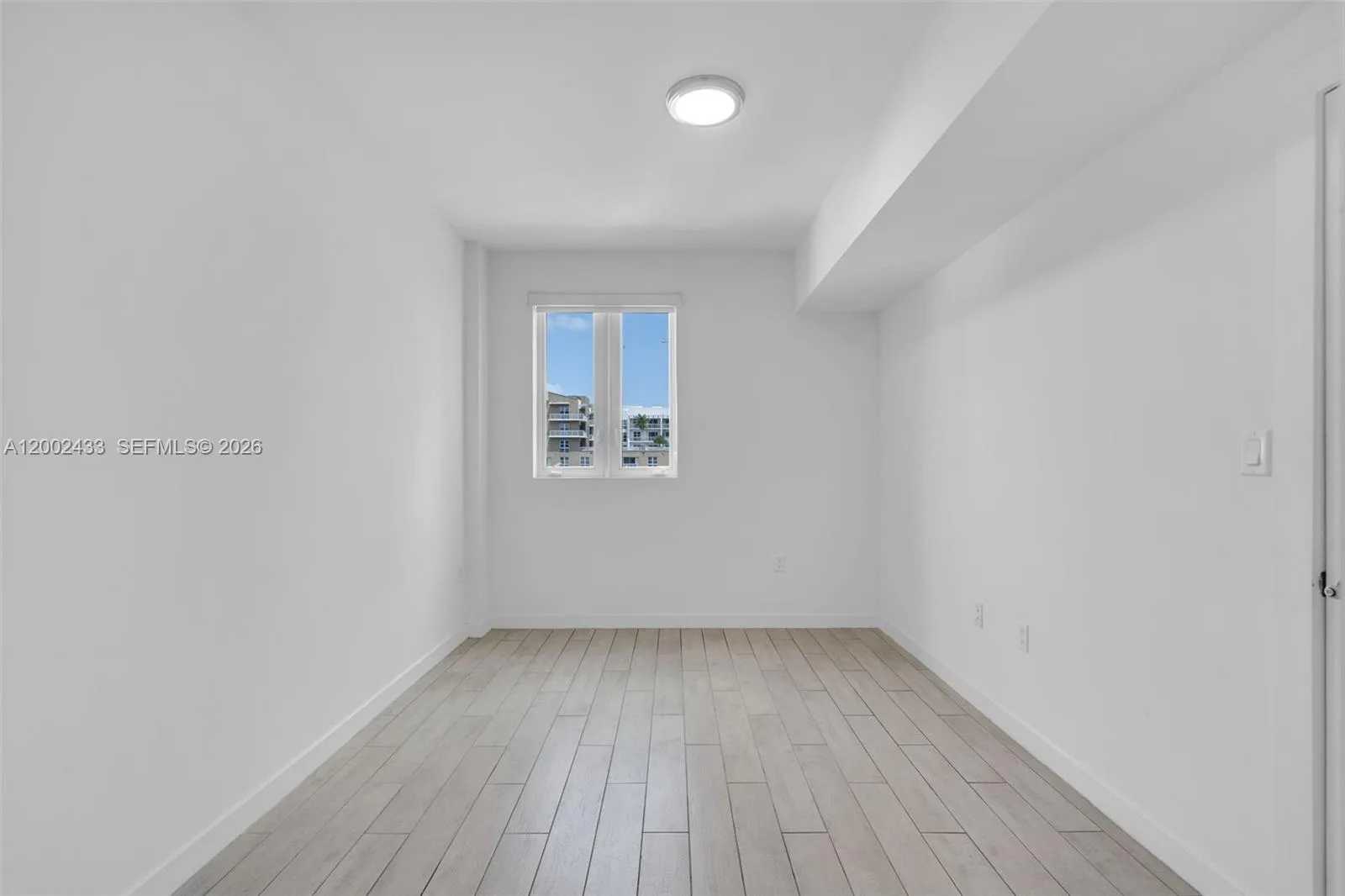 321 NE 26th St # 605, Miami, FL 33137 photo 12