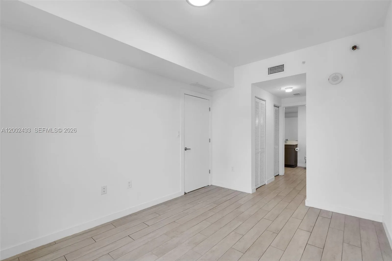 321 NE 26th St # 605, Miami, FL 33137 photo 13
