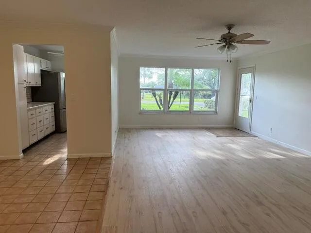 7293 W Oakridge Circle, Lake Worth, FL 33462 photo 8