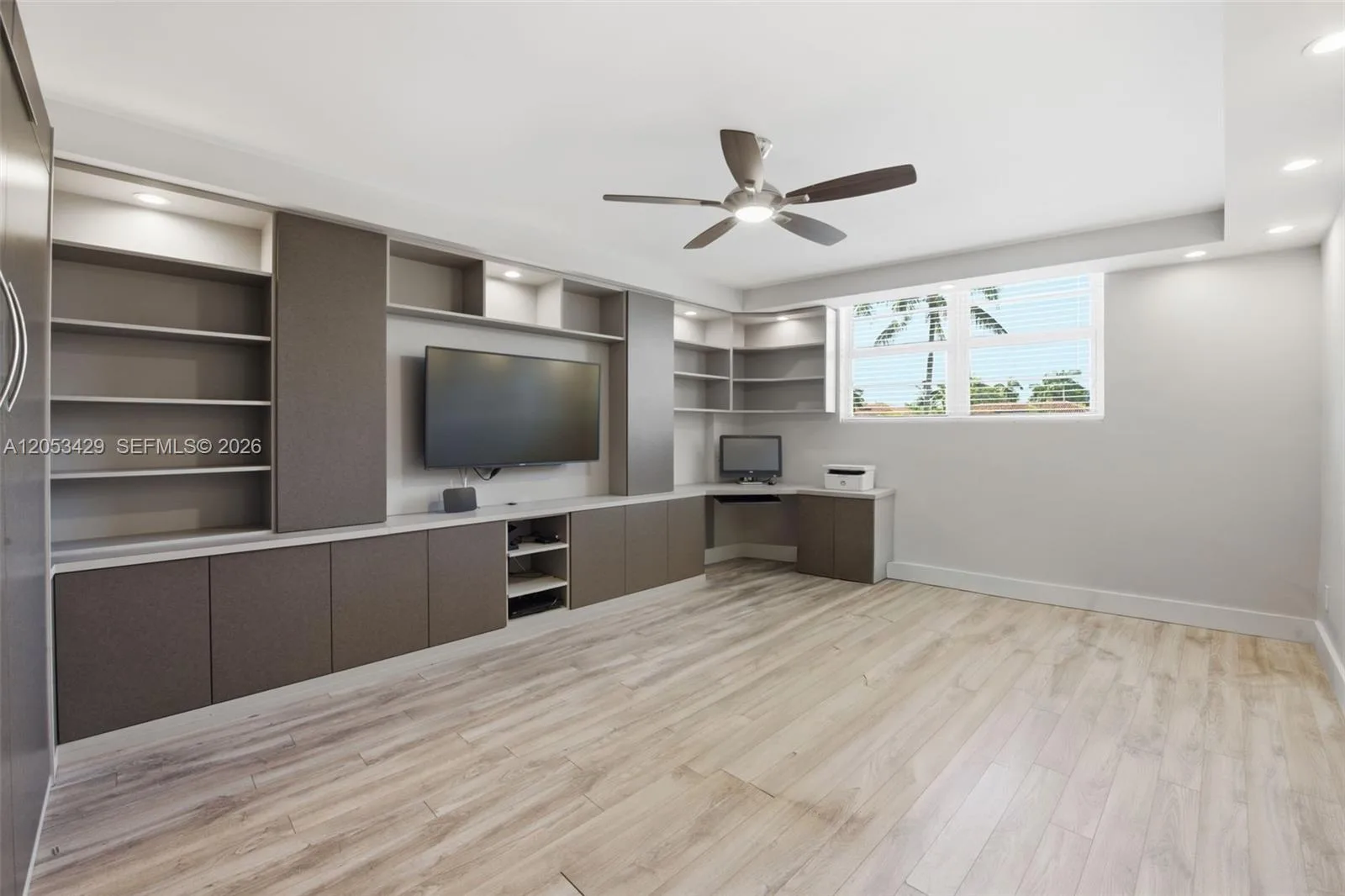 90 Edgewater Dr # 225, Coral Gables, FL 33133 photo 11