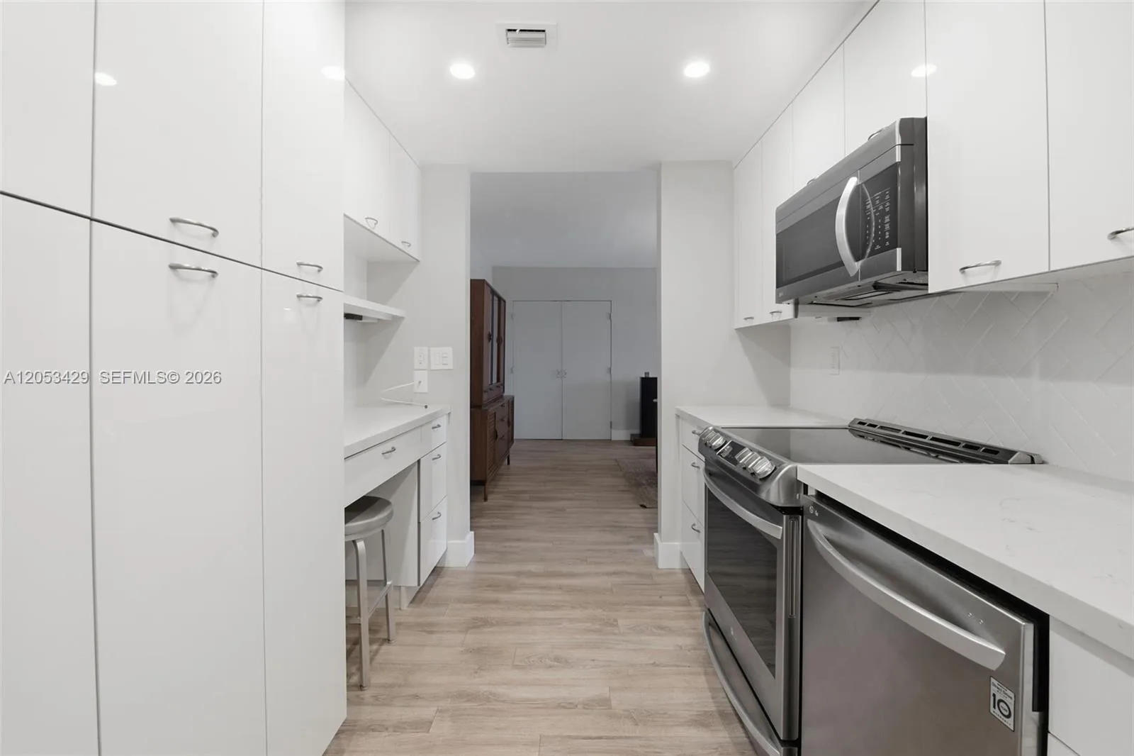 90 Edgewater Dr # 225, Coral Gables, FL 33133 photo 5