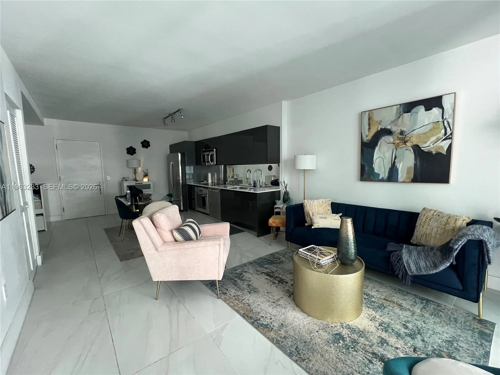 31 SE 6th St # 1404, Miami, FL 33131 photo 3