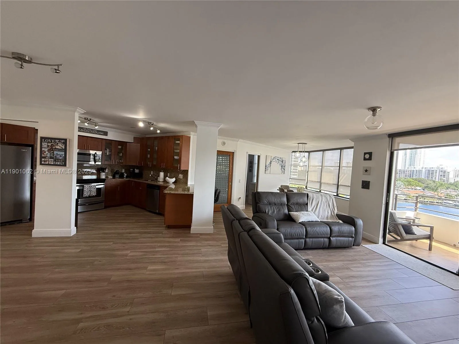 500 Three Islands Blvd # 227, Hallandale Beach, FL 33009 photo 5