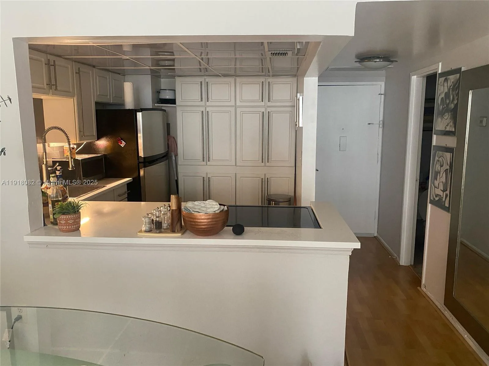 1228 West Ave # 911, Miami Beach, FL 33139 photo 2