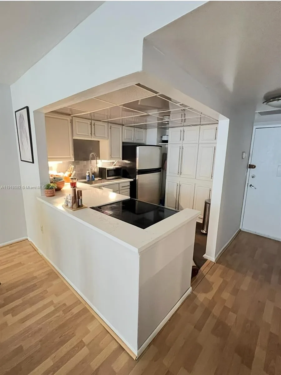 1228 West Ave # 911, Miami Beach, FL 33139 photo 6