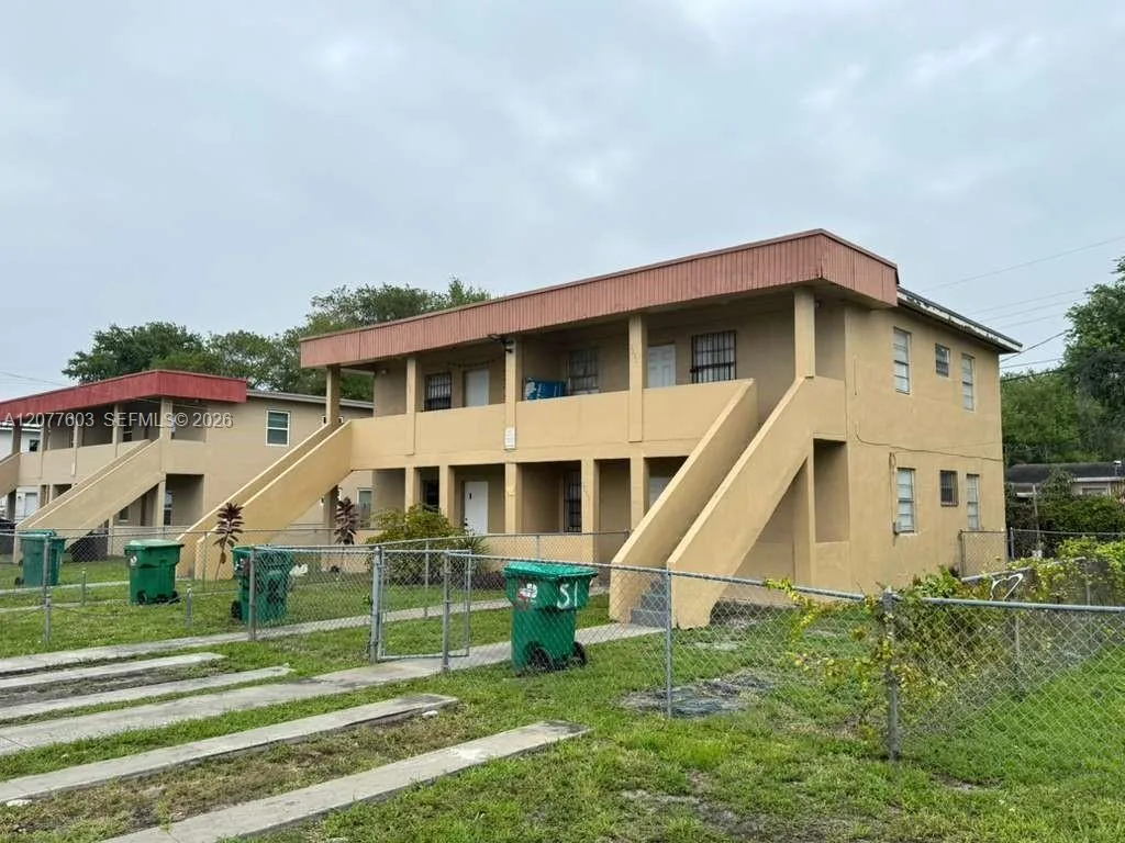 3227 NW 48th St # 3227, Miami, FL 33142