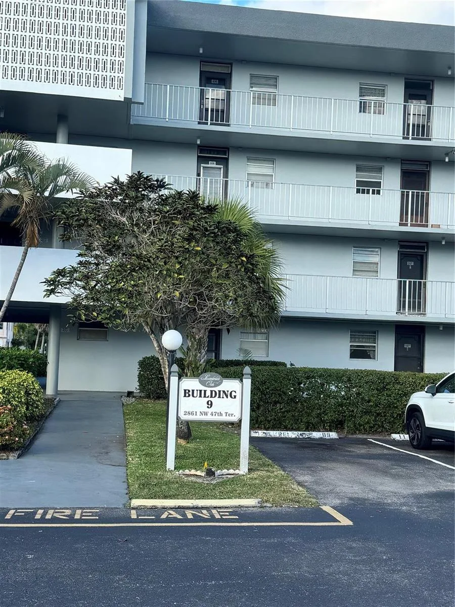 2861 NW 47th Terrace # 104B, Fort Lauderdale, FL 33313