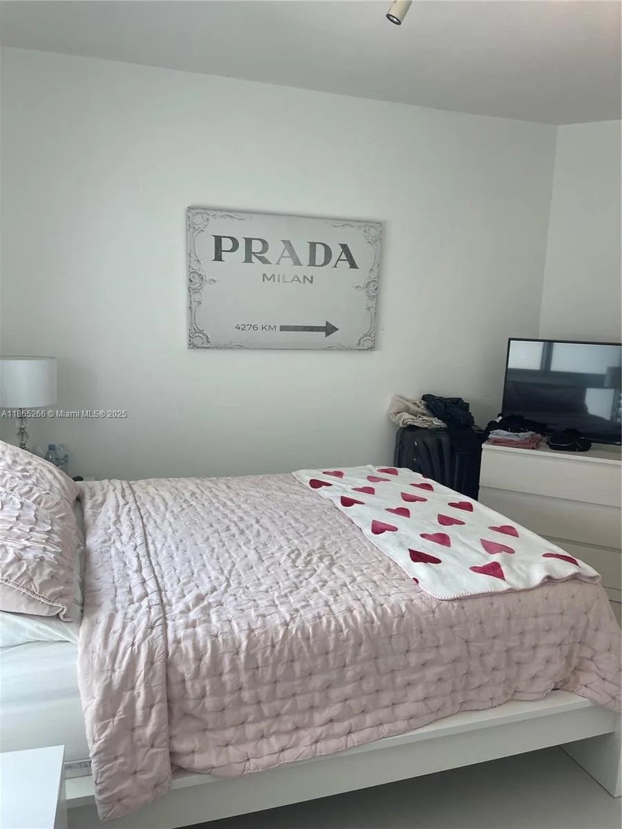 350 S Miami Ave # 1108, Miami, FL 33130 photo 4