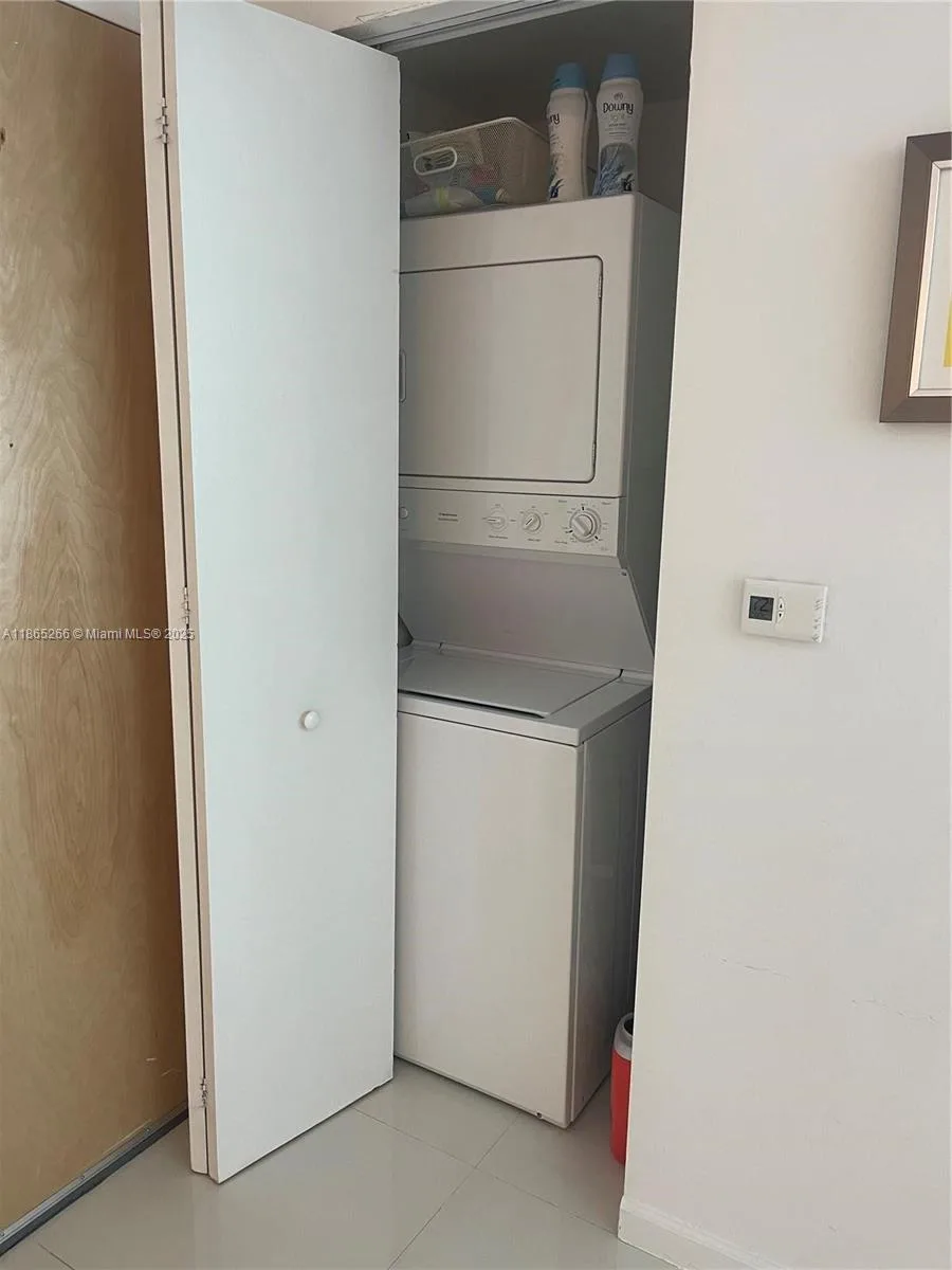 350 S Miami Ave # 1108, Miami, FL 33130 photo 6